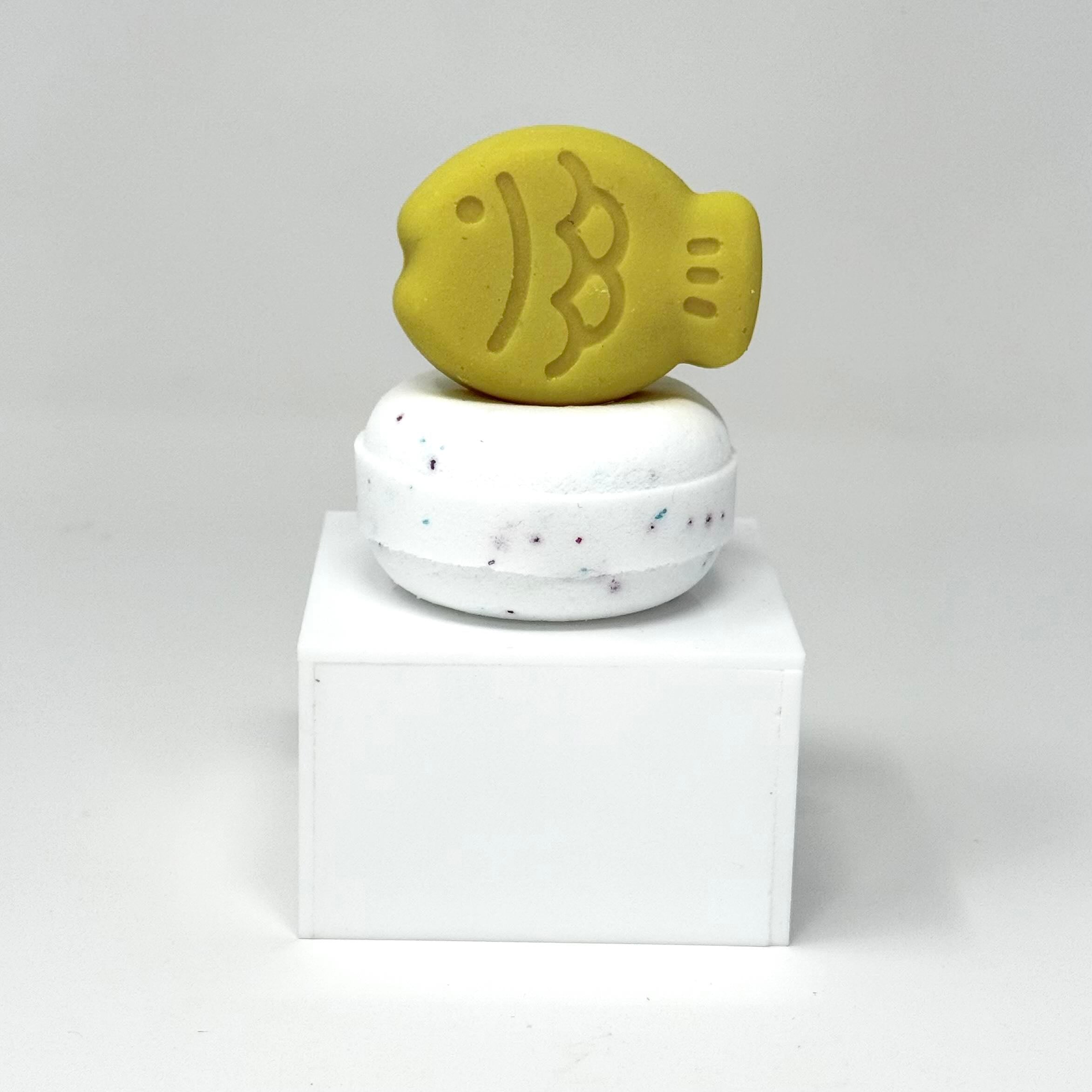 Goldfish Bath Bomb + Mini Soap (Cotton Candy)