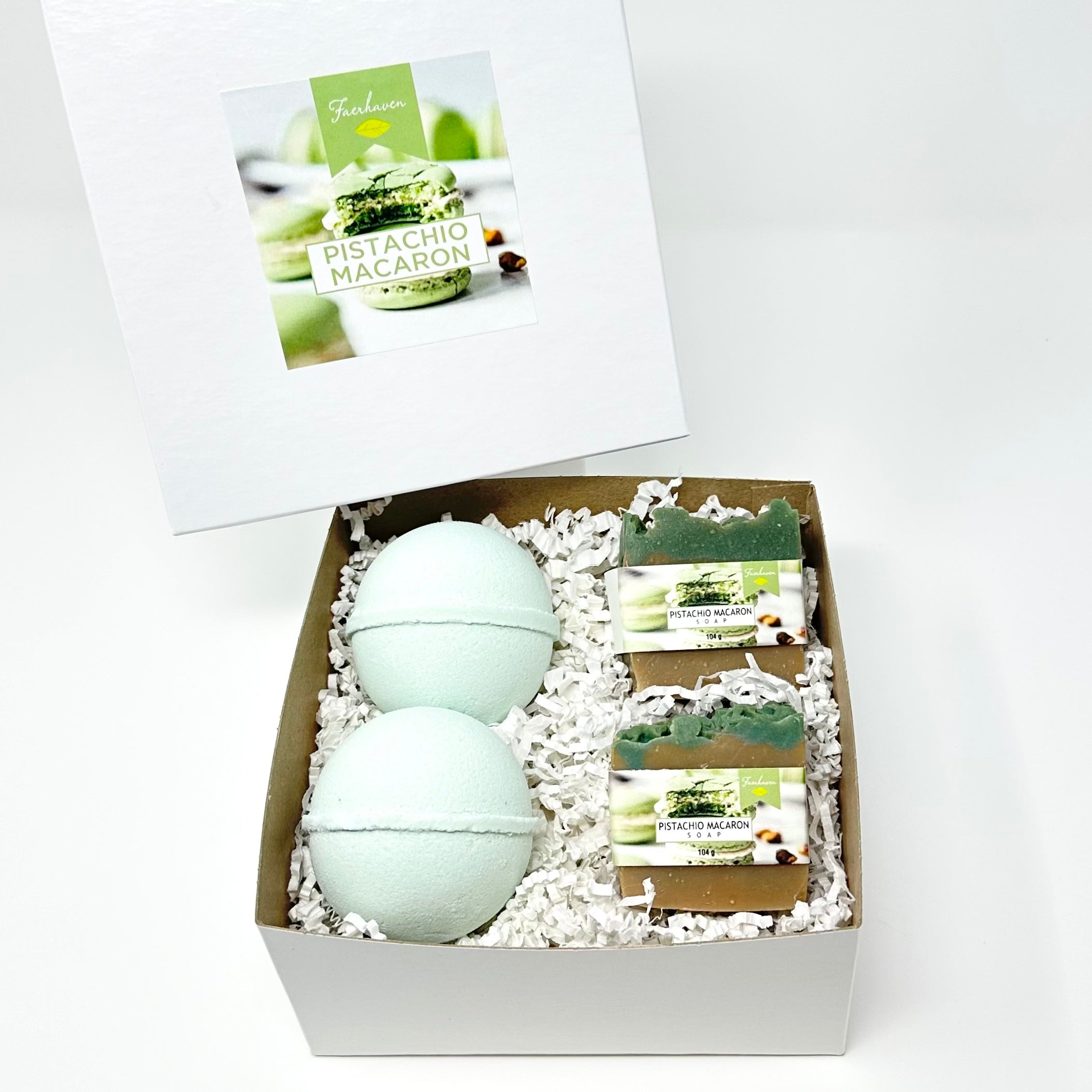 Pistachio Macaron Gift Set (with Bath Bombs)