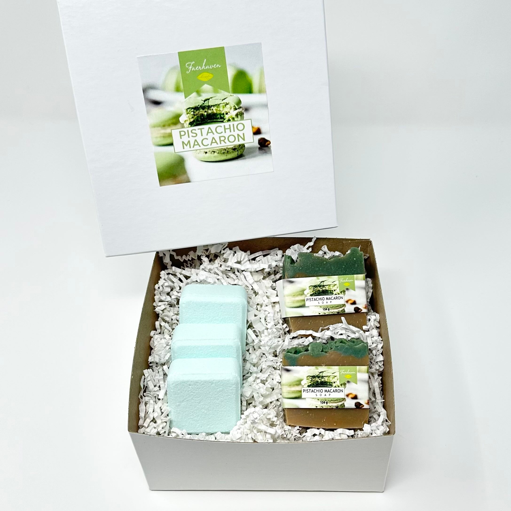 Pistachio Macaron Gift Set (with Shower Steamers)